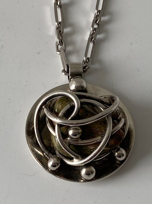 Hovedbilde Dansk smykkekunst i sølv 