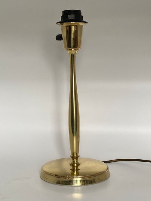 Hovedbilde Elegant bordlampe i messing Høvik verk 