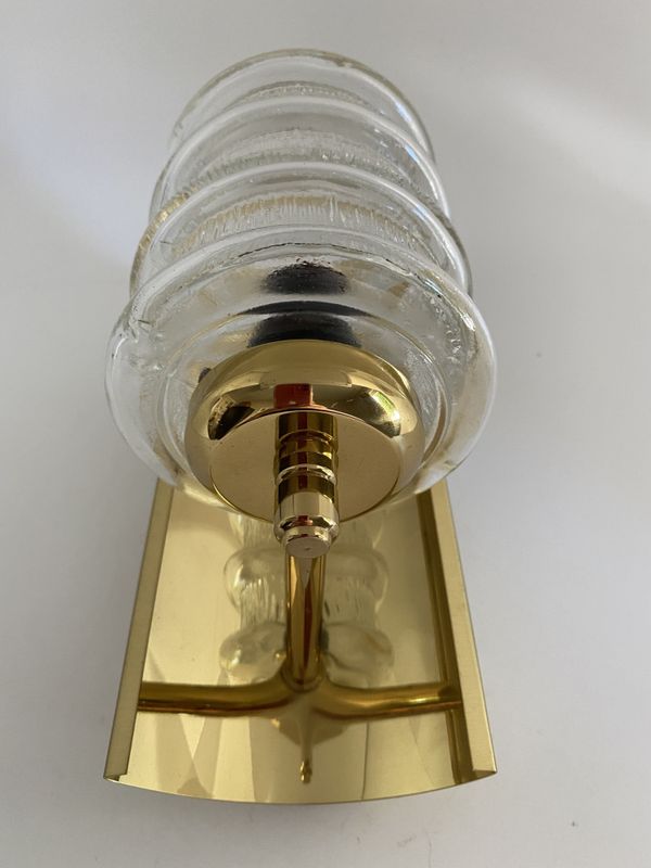 Vegglampe i messing og glass