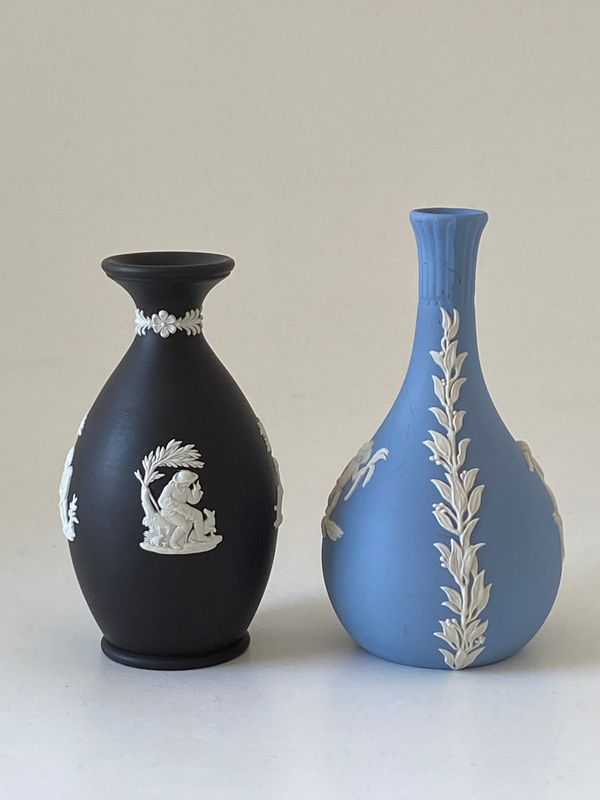 Wedgwood Jasperware minivaser