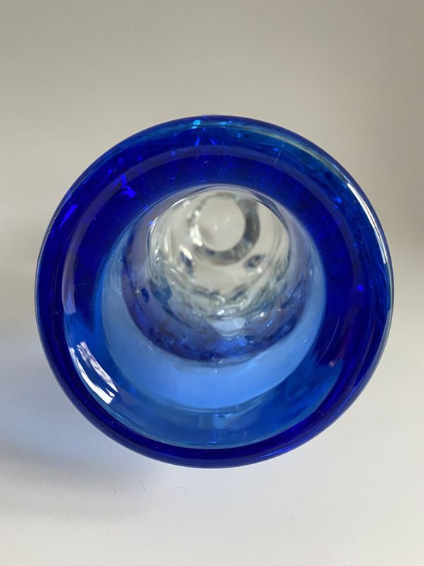 Vase klart & blått glass med pigger